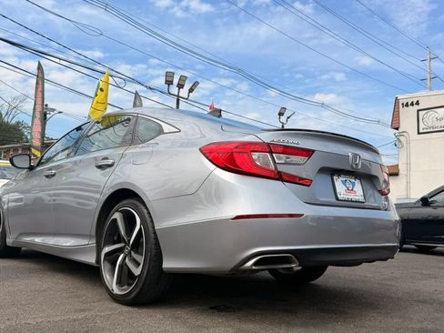 Used 2022 Honda Accord Sport image 8