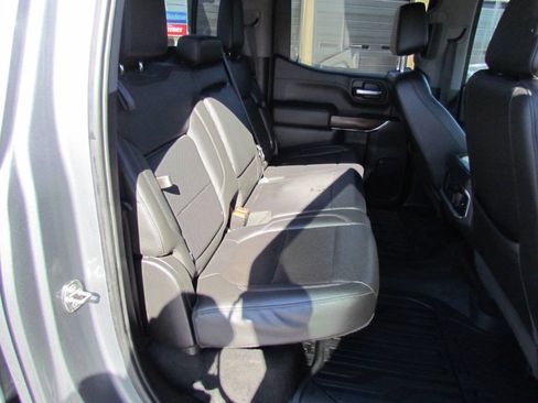 Used 2019 GMC Sierra 1500 SLT w/ SLT Premium Plus Package AWD/4WD image 14