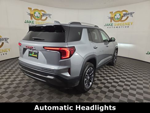 Certified 2025 GMC Terrain Elevation w/ Elevation Premium Package AWD/4WD image 9