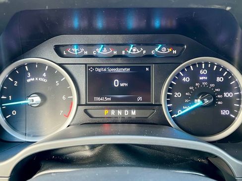 Used 2020 Ford Expedition XLT image 24