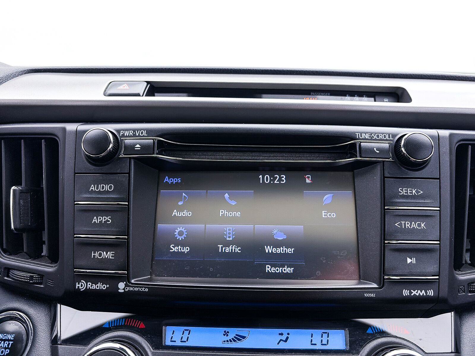 Used 2017 Toyota RAV4 XLE AWD/4WD image 23