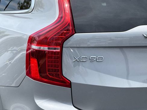 Certified 2023 Volvo XC90 B6 Plus AWD/4WD image 27