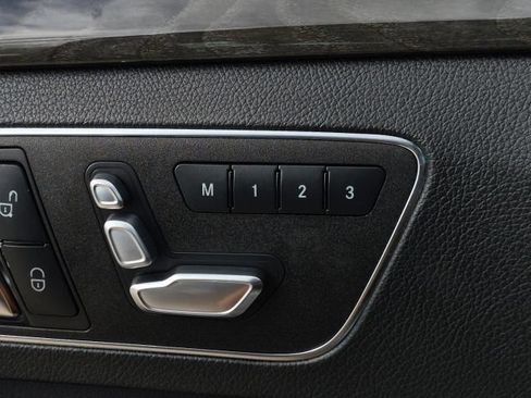 Used 2016 Mercedes-Benz E 350 Sedan image 30