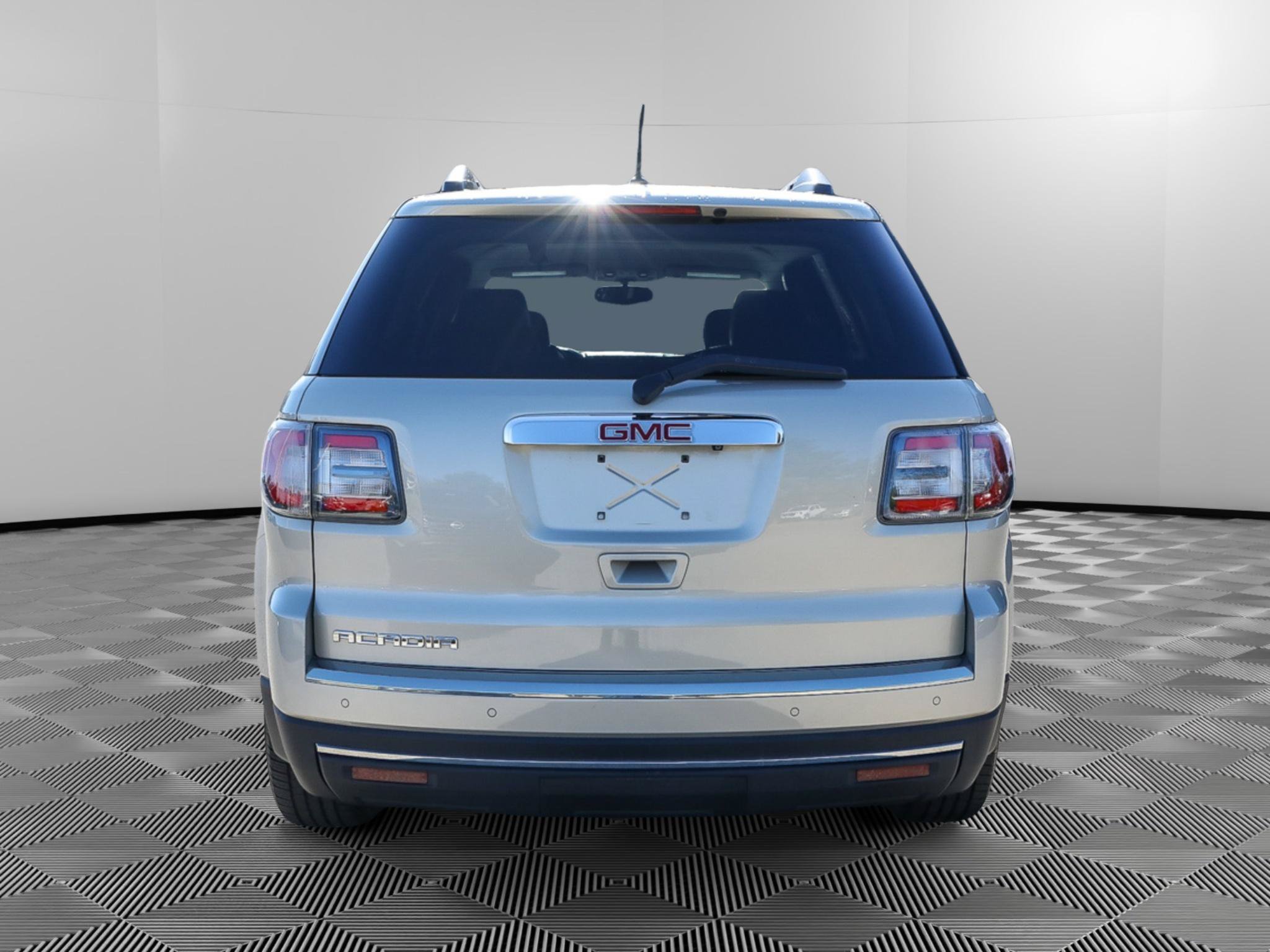 Used 2014 GMC Acadia SLT FWD image 5