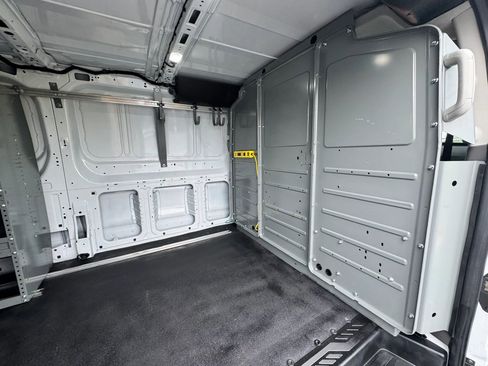 Used 2020 Ford Transit 250 Low Roof AWD w/ Upfitter Package image 28