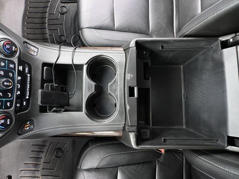 Used 2018 Chevrolet Tahoe LT w/ Skid Plate Package image 39