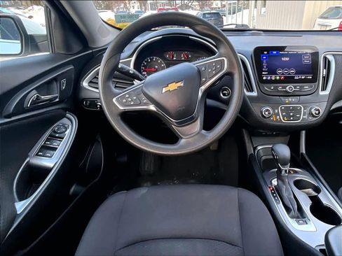 Certified 2024 Chevrolet Malibu LT image 17