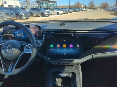 Used 2025 Mercedes-Benz E 450 4MATIC All-Terrain Wagon image 17