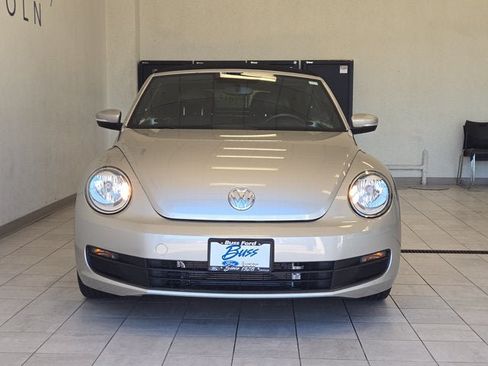 Used 2013 Volkswagen Beetle 2.5 FWD image 2