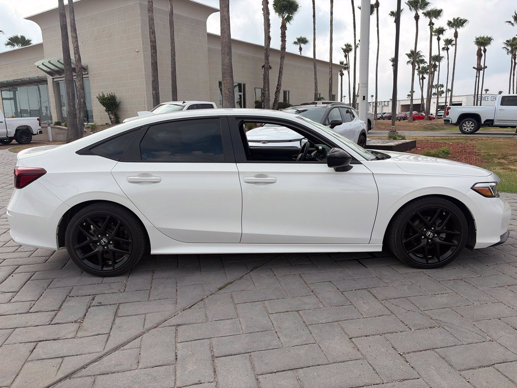 Used 2025 Honda Civic Sport image 4