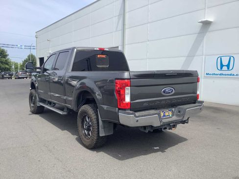 Used 2017 Ford F350 XLT w/ XLT Value Package AWD/4WD image 3