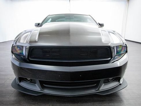 Used 2012 Ford Mustang GT Premium image 32