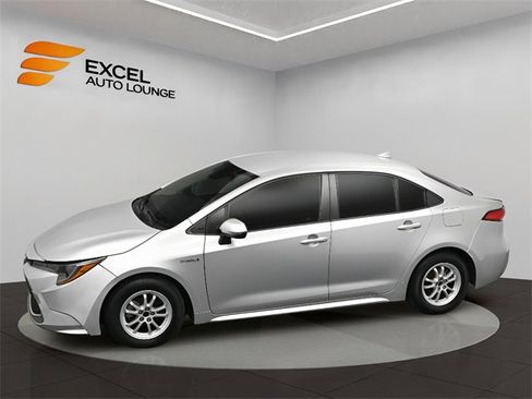 Used 2020 Toyota Corolla LE image 37