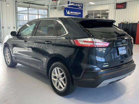Used 2022 Ford Edge SEL AWD/4WD image 5