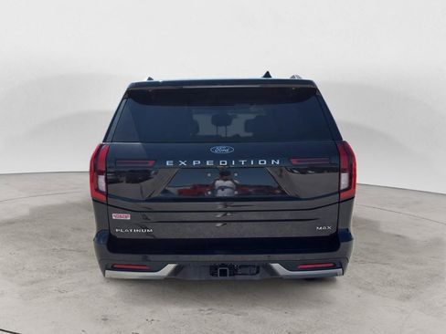 Used 2025 Ford Expedition Max Platinum w/ Driver's Package AWD/4WD image 8