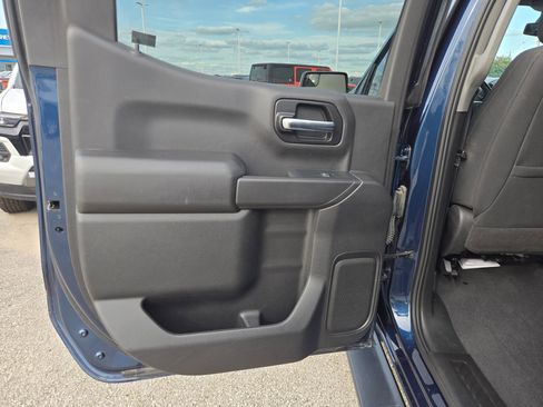 Used 2021 Chevrolet Silverado 1500 LT RWD image 14