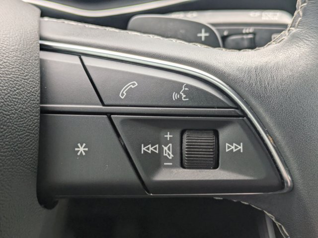 Used 2024 Audi Q8 Prestige w/ Prestige Package AWD/4WD image 27
