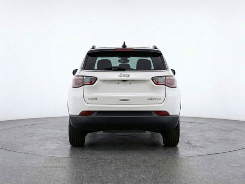 Used 2025 Jeep Compass Limited AWD/4WD image 7