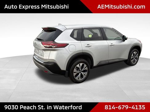 Used 2023 Nissan Rogue SV AWD/4WD image 7