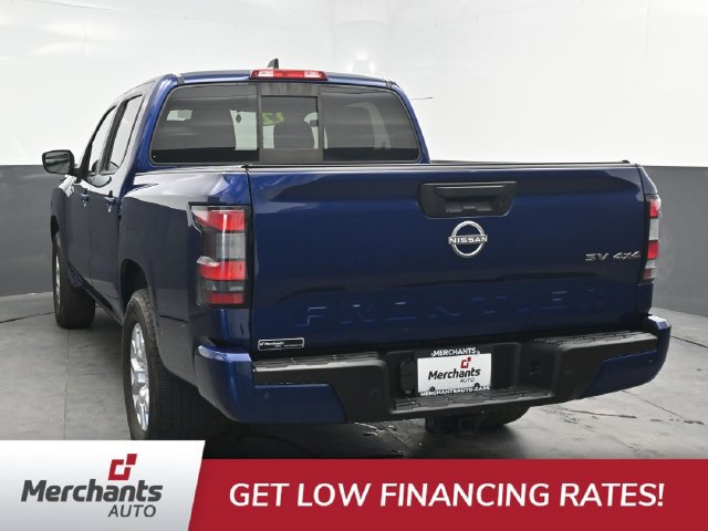 Used 2022 Nissan Frontier SV AWD/4WD image 5