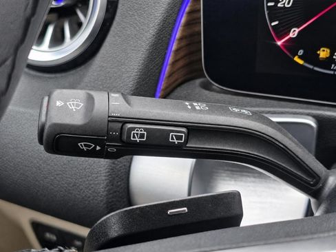 New 2026 Mercedes-Benz GLB 250 4MATIC image 40