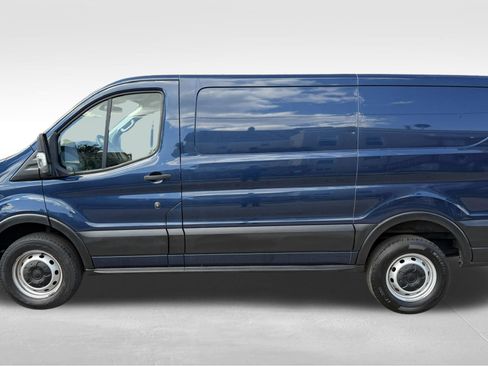 Used 2019 Ford Transit 250 130 Low Roof RWD image 10