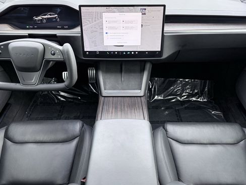 Used 2021 Tesla Model S Long Range image 2