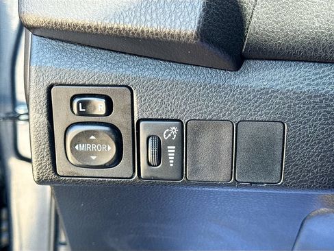 Used 2016 Toyota Corolla S FWD image 10