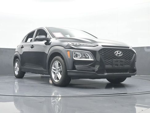 Used 2021 Hyundai Kona SE image 57