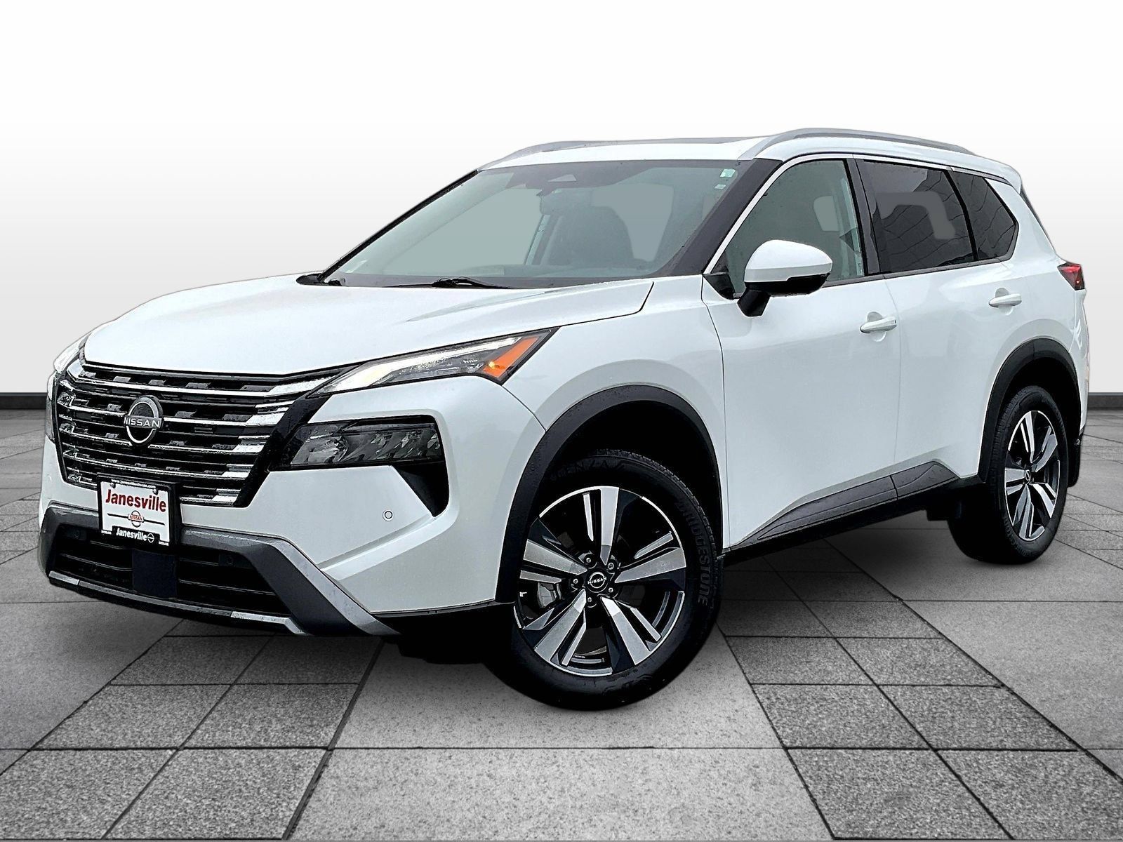 Certified 2024 Nissan Rogue SL w/ SL Premium Package AWD/4WD image 3