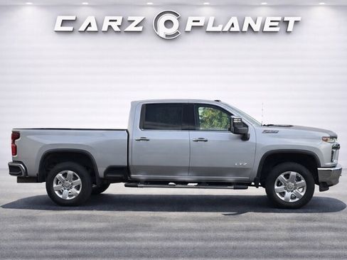 Used 2021 Chevrolet Silverado 2500 LTZ w/ LTZ Premium Texas Edition AWD/4WD image 2