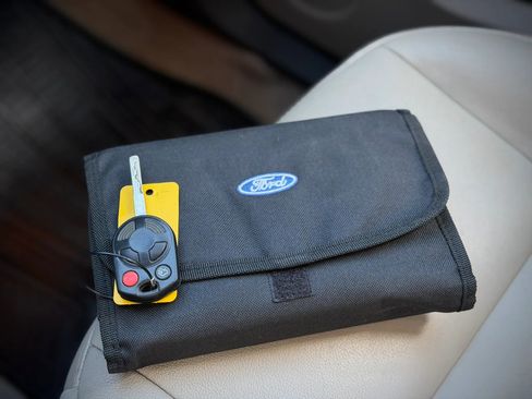 Used 2014 Ford Escape SE w/ Equipment Group 201A FWD image 19