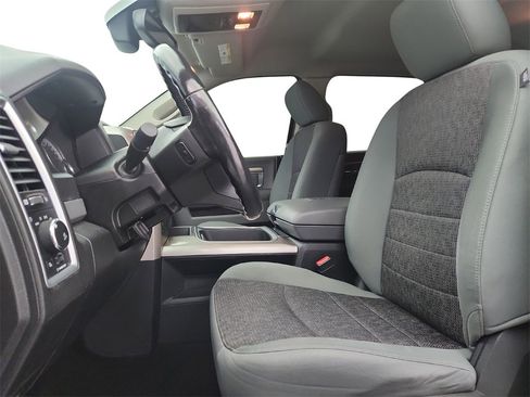 Used 2017 RAM 1500 Big Horn image 10