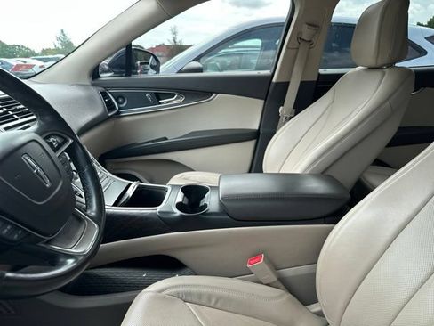 Used 2020 Lincoln Nautilus Reserve AWD/4WD image 7