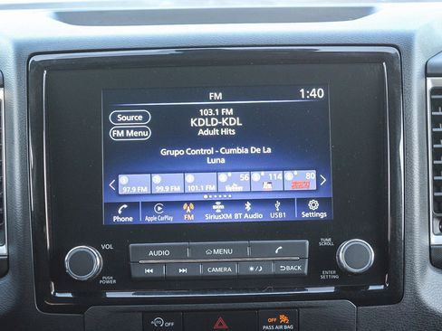 Used 2024 Nissan Frontier SV image 15