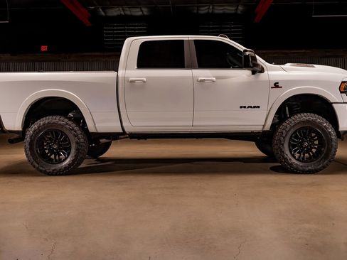 Used 2023 RAM 2500 Limited image 10