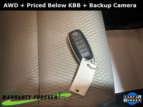 Used 2024 Nissan Rogue SV image 27