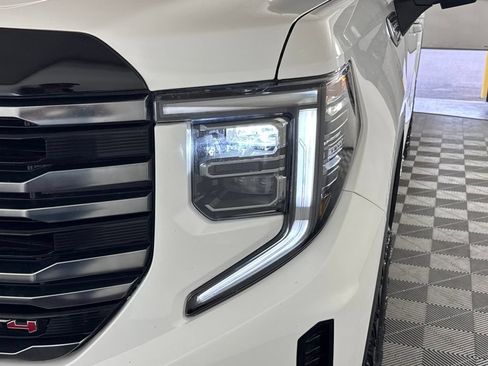Certified 2025 GMC Sierra 1500 AT4 AWD/4WD image 43