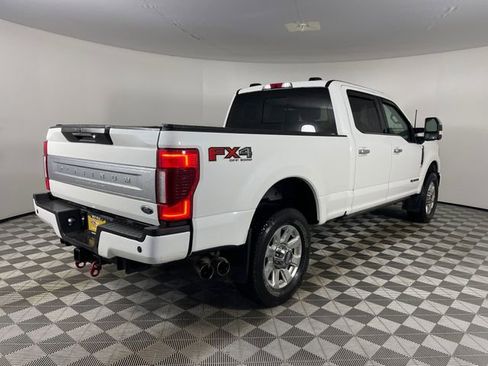 Certified 2022 Ford F350 Platinum w/ FX4 Off-Road Package image 14