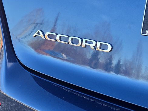 Used 2025 Honda Accord SE image 29