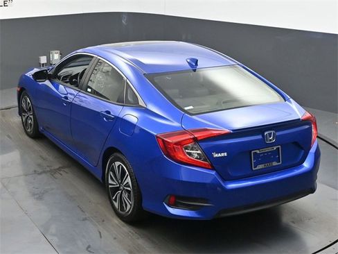 Used 2018 Honda Civic EX-T image 38