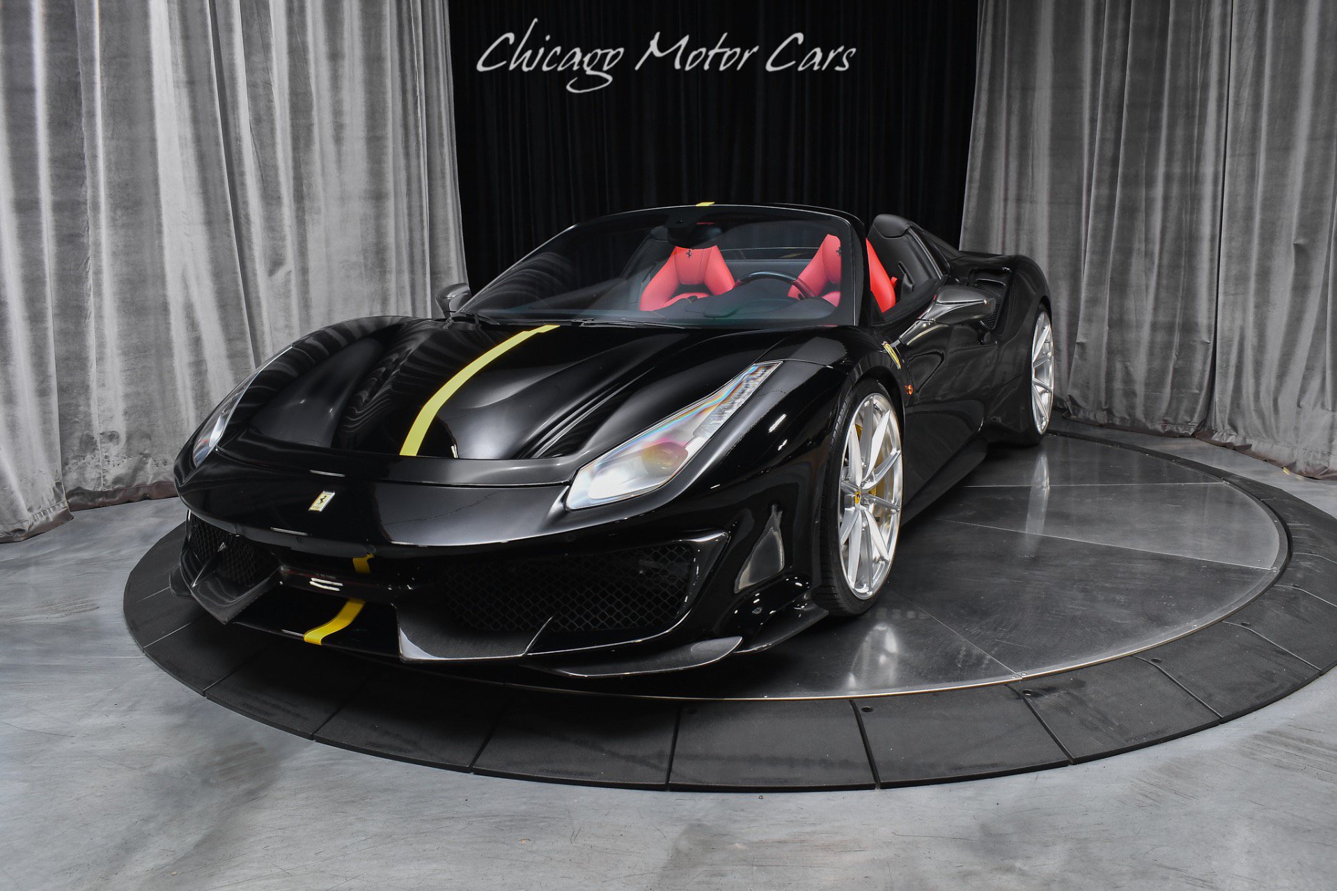 Used 2016 Ferrari 488 Spider RWD image 3