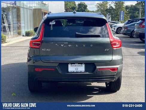 Used 2026 Volvo XC40 B5 Core w/ Protection Package Premier AWD/4WD image 6