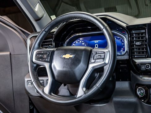 Used 2024 Chevrolet Silverado 1500 LTZ image 18