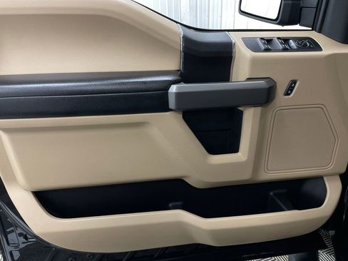 Used 2019 Ford F150 XLT w/ Equipment Group 301A Mid image 21