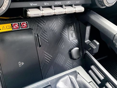 Used 2025 Toyota 4Runner TRD Off-Road image 30