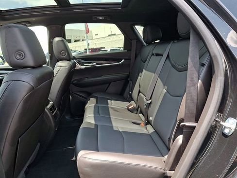 Used 2023 Cadillac XT5 Premium Luxury AWD/4WD image 10