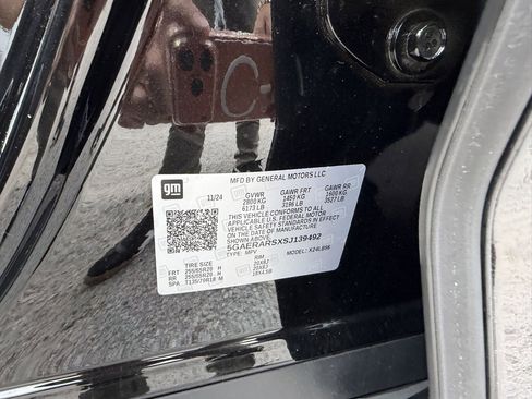 Used 2025 Buick Enclave Preferred w/ Power Package image 14