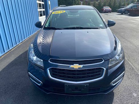 Used 2015 Chevrolet Cruze LT image 10