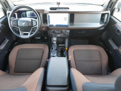 Used 2022 Ford Bronco Outer Banks image 20